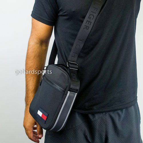 Tommy Hilfiger Sport Mix Mini Bag in Black